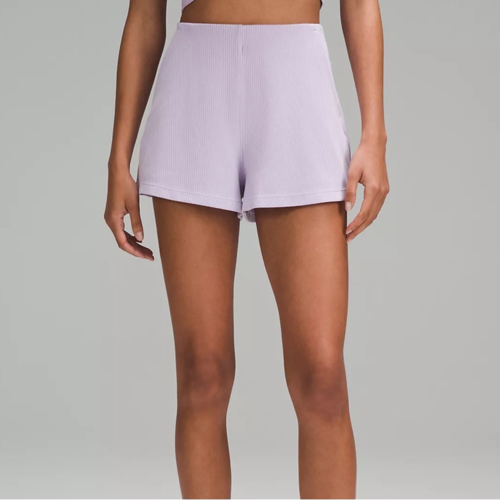 lululemon athletica Lavender Women Shorts